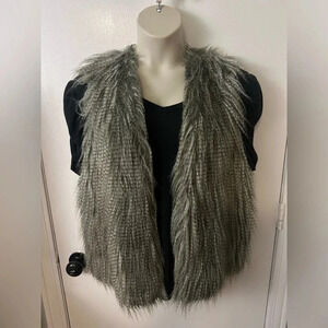 Faux Fur Gray Vest Size XL by Pink Republic #1161